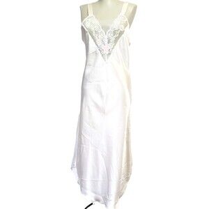 Val Mode Satin Camisole Long Nightgown ivory Womens sz M VTG